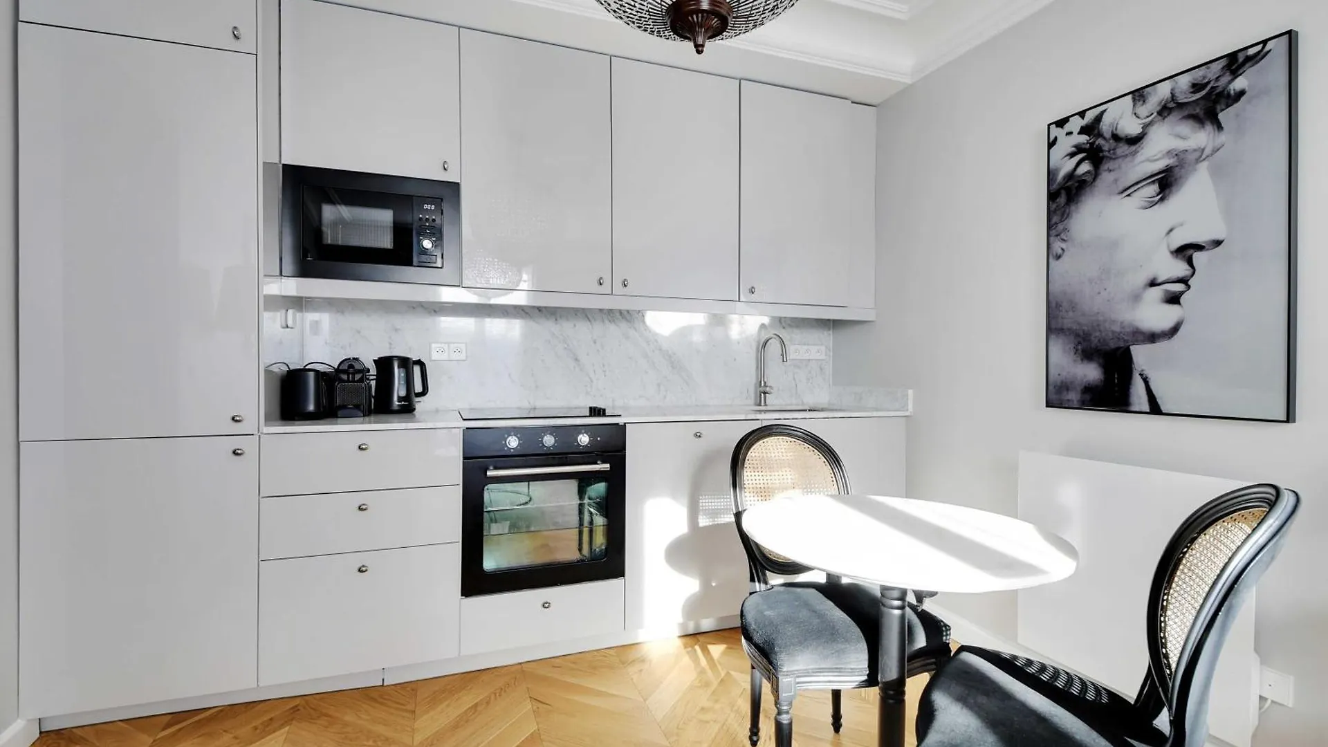 Charming - 1br 4p - Trocadero Apartmán